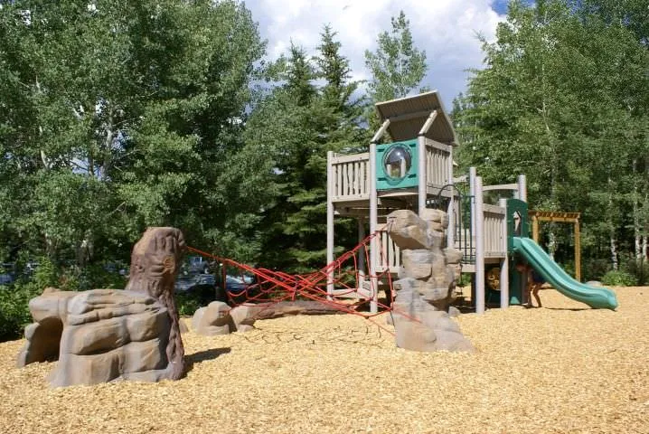 Nature and rope playground design at Arrowhead Park